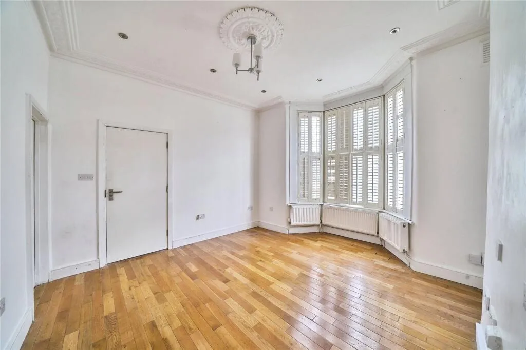 2 bed Ground Maisonette