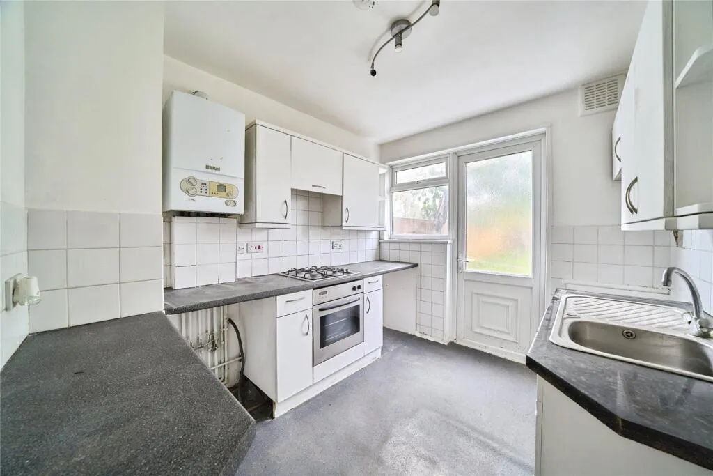 2 bed Ground Maisonette