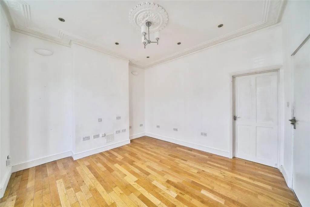 2 bed Ground Maisonette