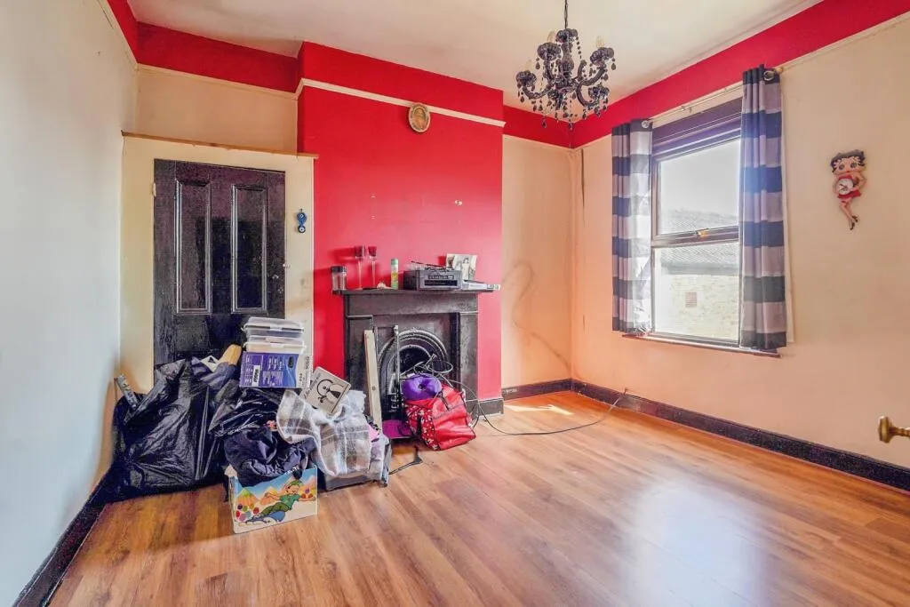 3 bed Terraced