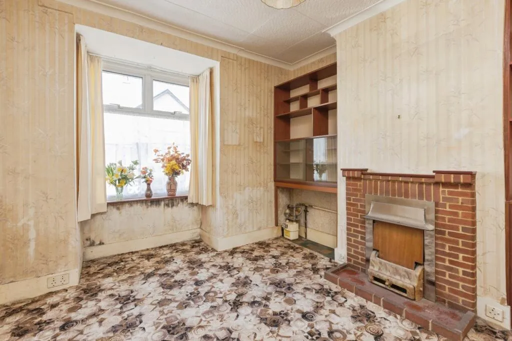 2 bed House
