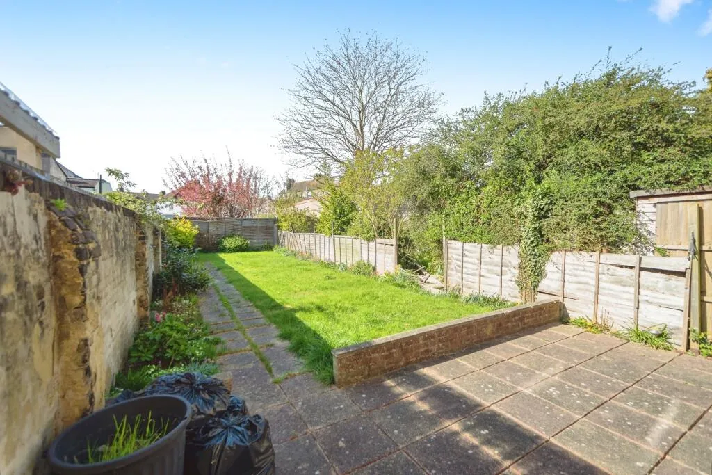 4 bed Terraced