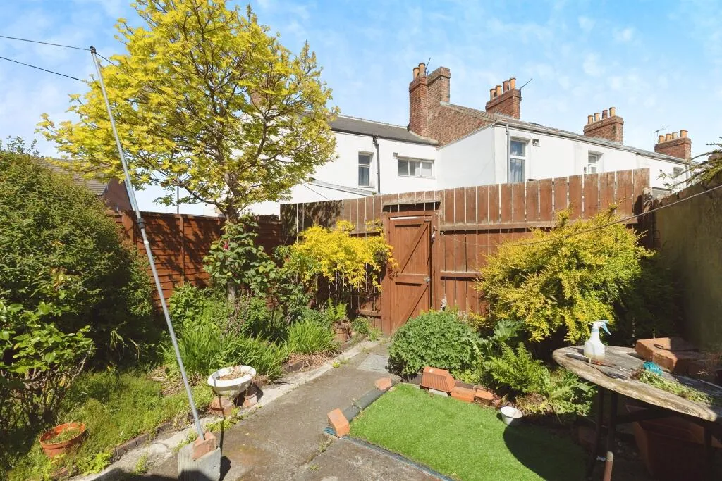 3 bed Terraced