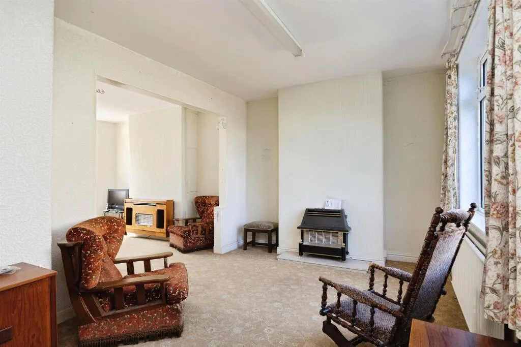 3 bed Terraced