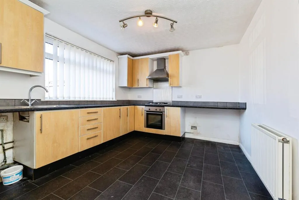 3 bed Terraced
