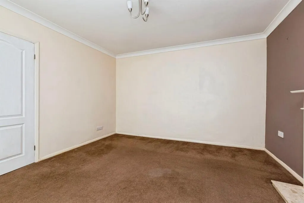 3 bed Terraced