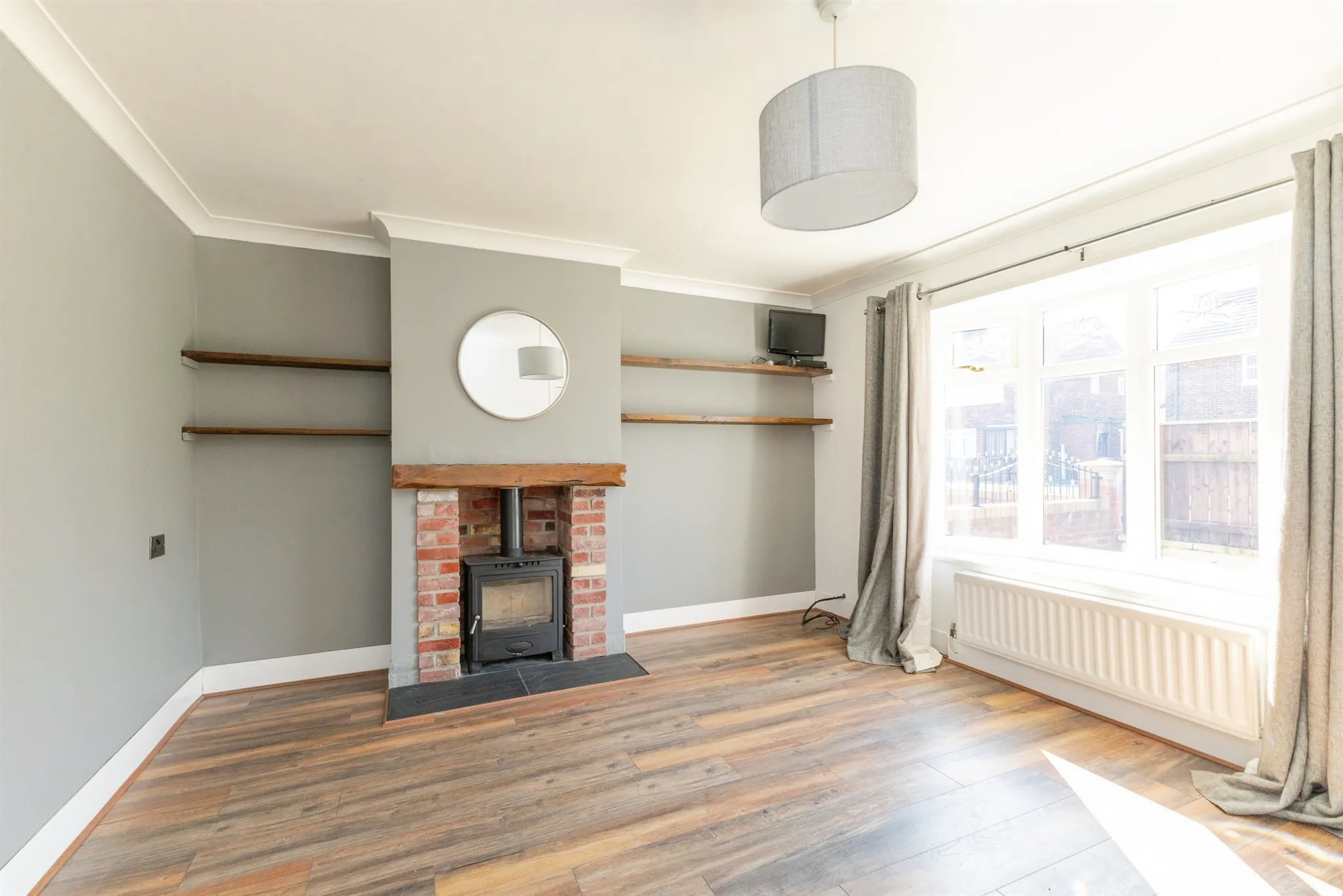 3 bed Semi-Detached