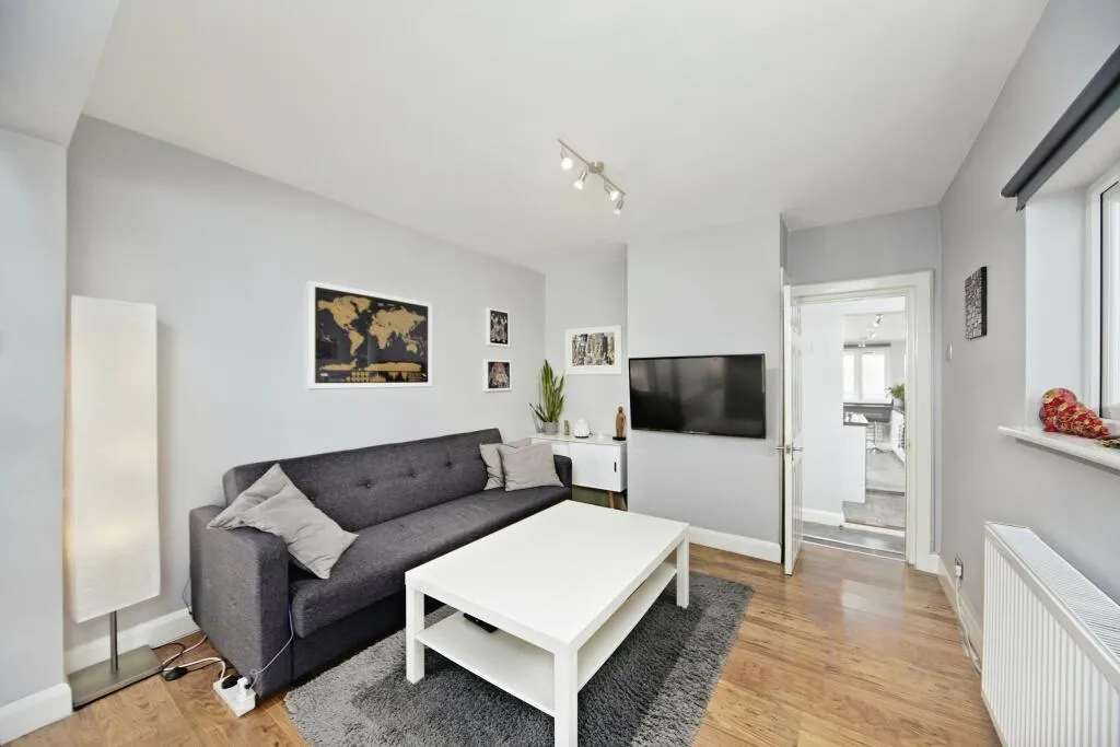 3 bed Semi-Detached