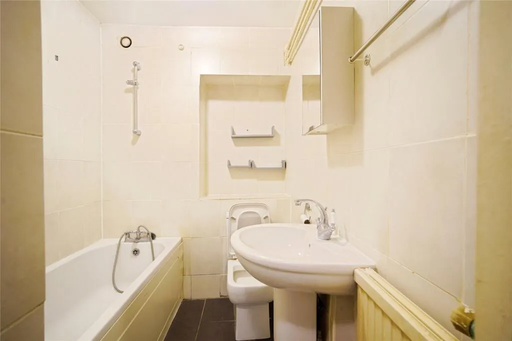 1 bed Apartment