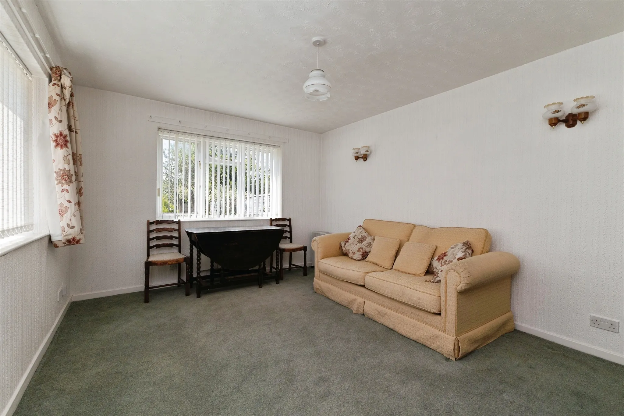 3 bed Detached Bungalow