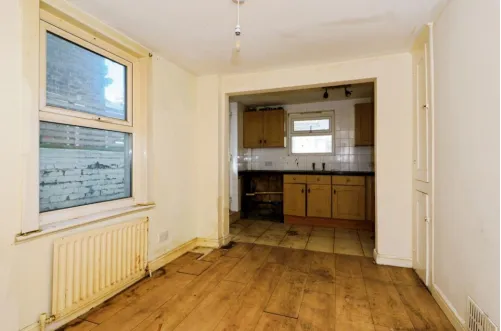 3 bed Terraced
