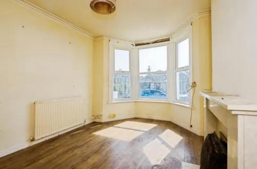 3 bed Terraced