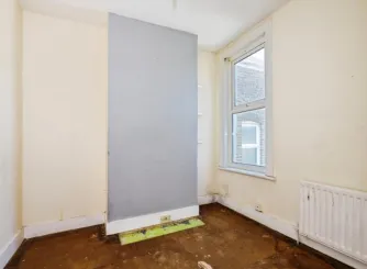 3 bed Terraced