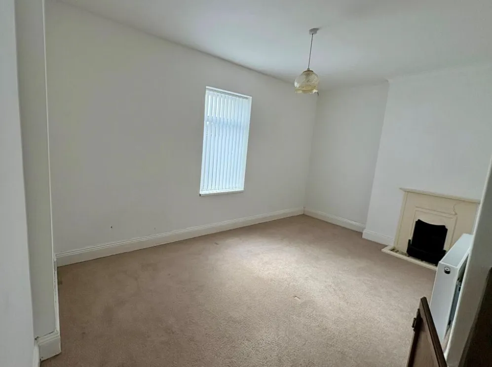 3 bed Terraced