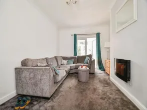 3 bed Terraced