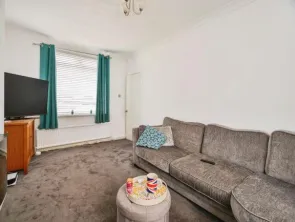 3 bed Terraced