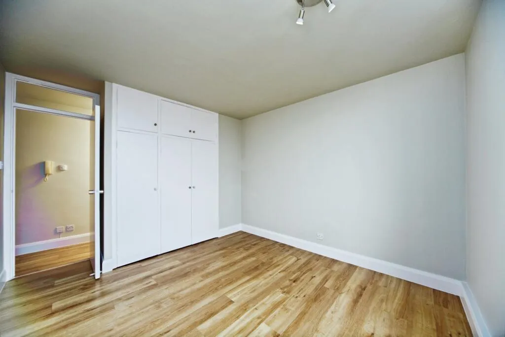 2 bed Apartment