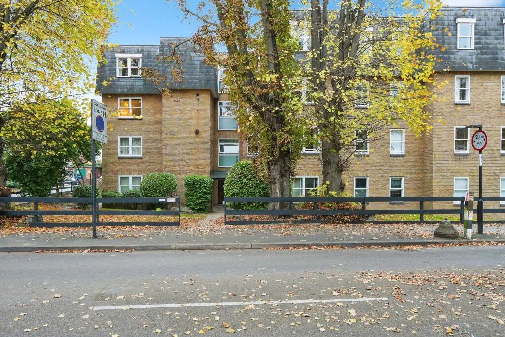 2 bed Apartment