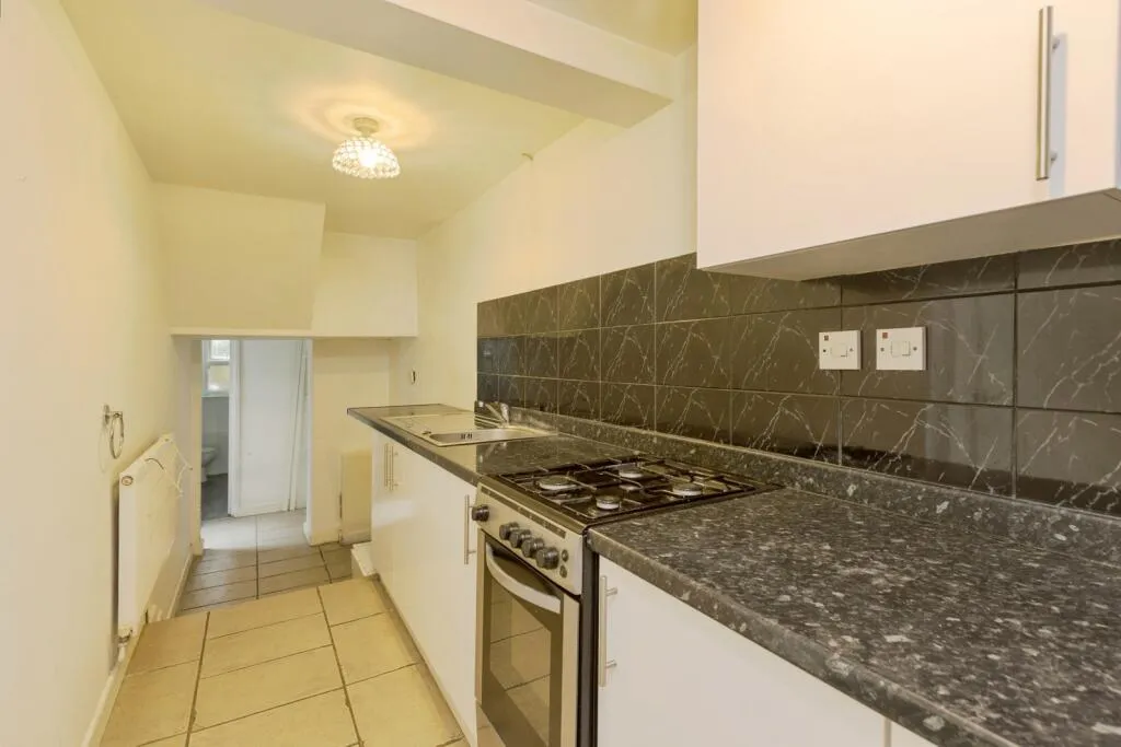 1 bed Maisonette
