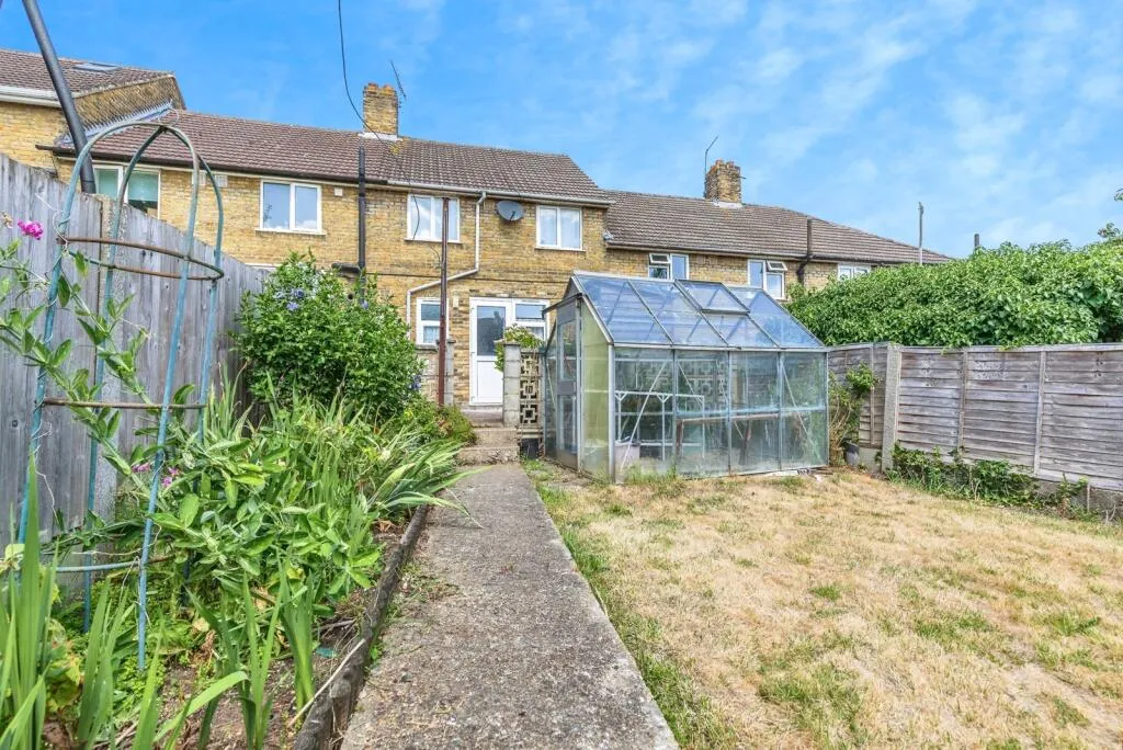 3 bed Terraced