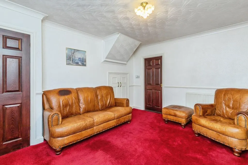 3 bed Terraced