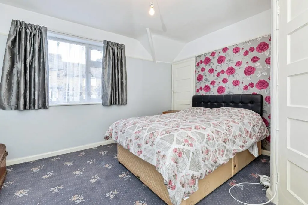3 bed Terraced