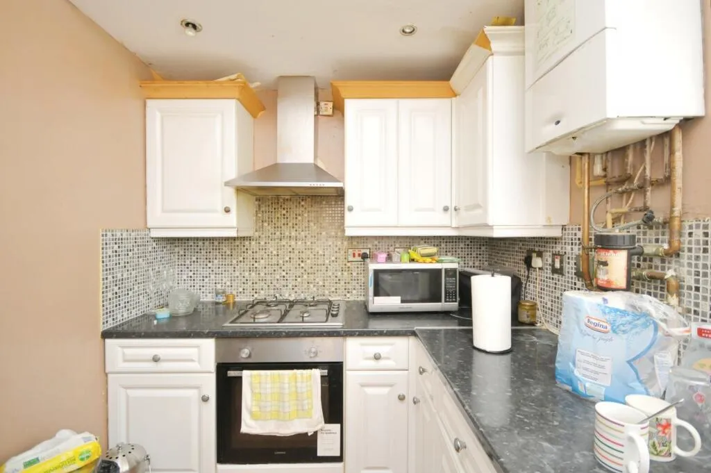 2 bed Maisonette