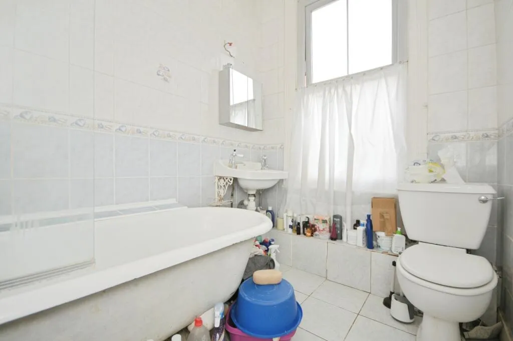 2 bed Maisonette