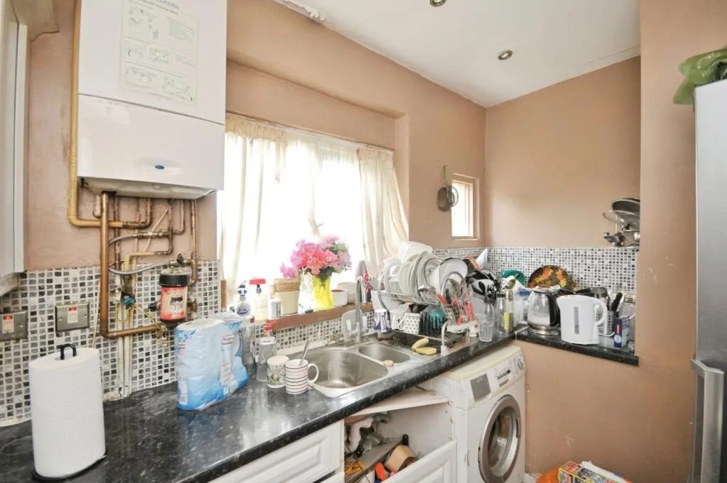 2 bed Maisonette