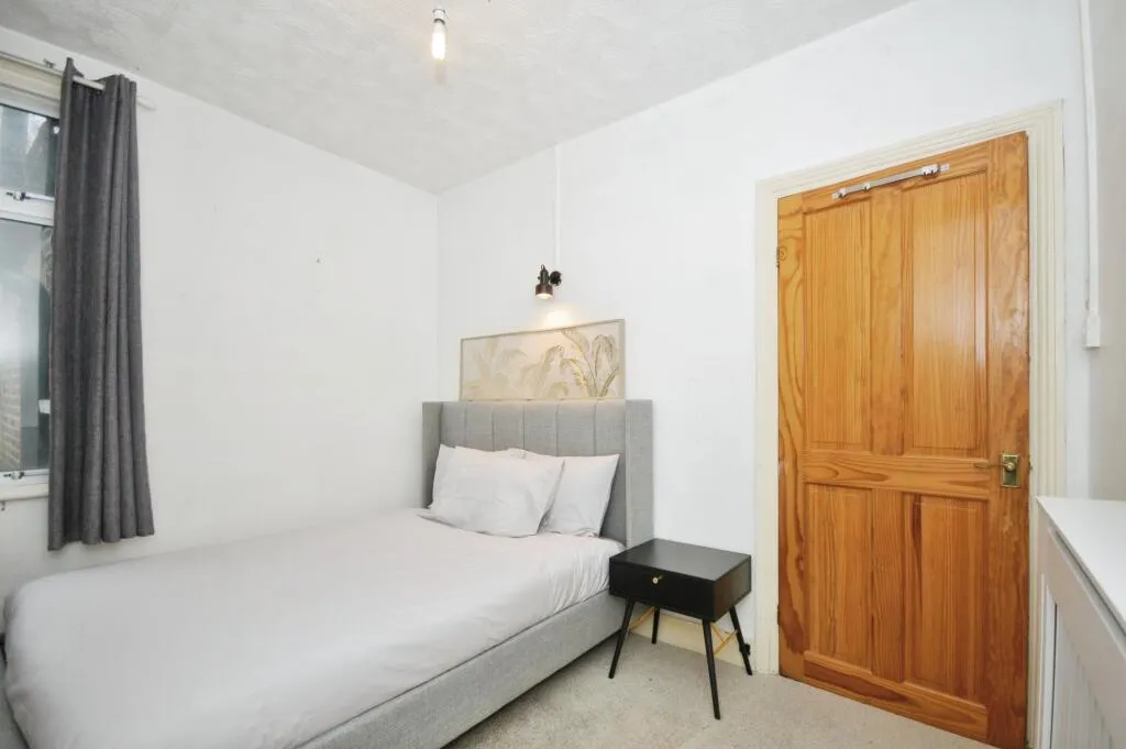 3 bed Terraced