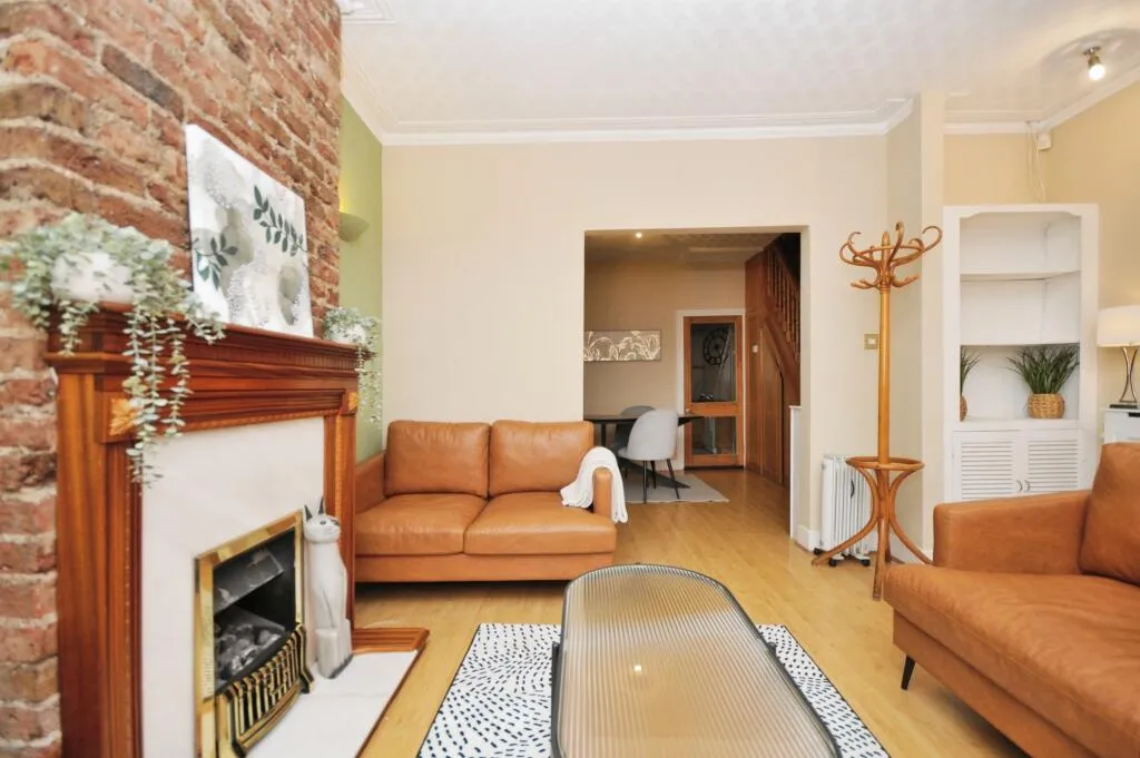 3 bed Terraced