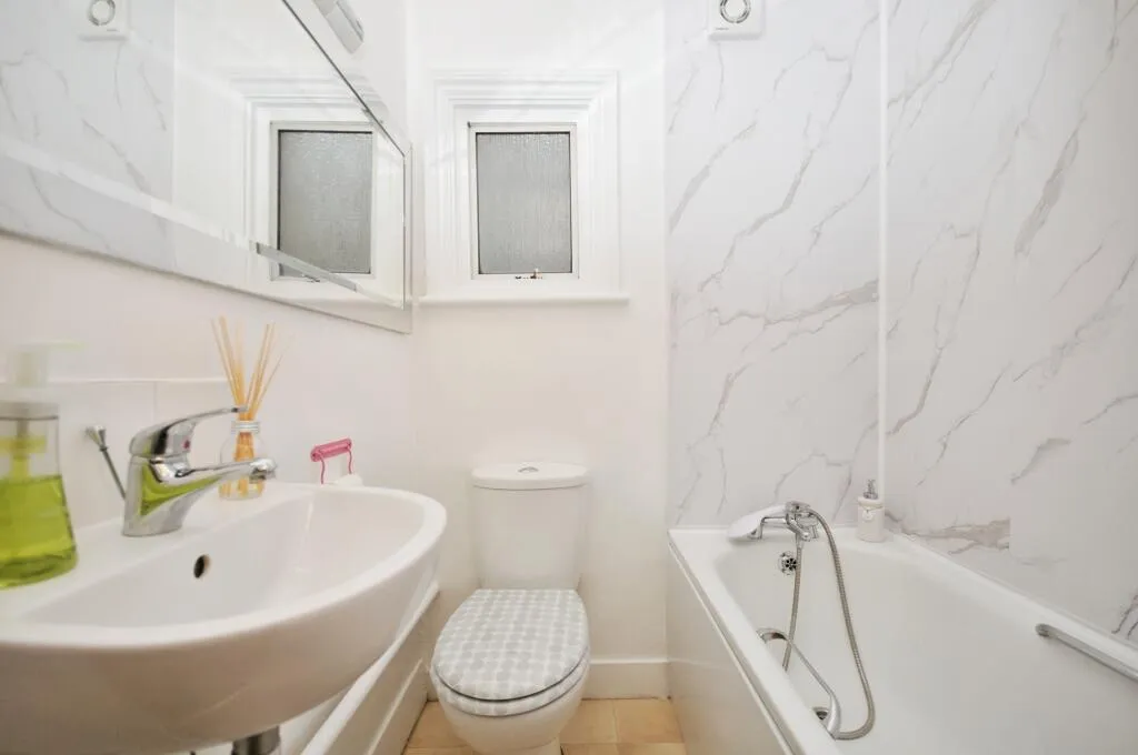 3 bed Terraced