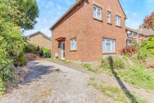 3 bed End of Terrace