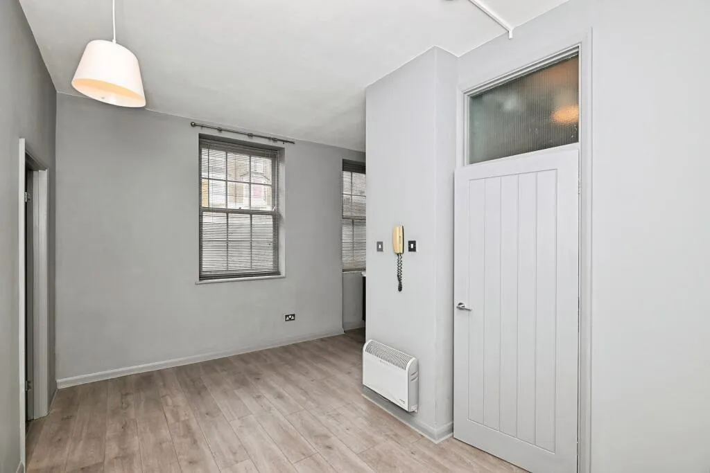 1 bed Apartment