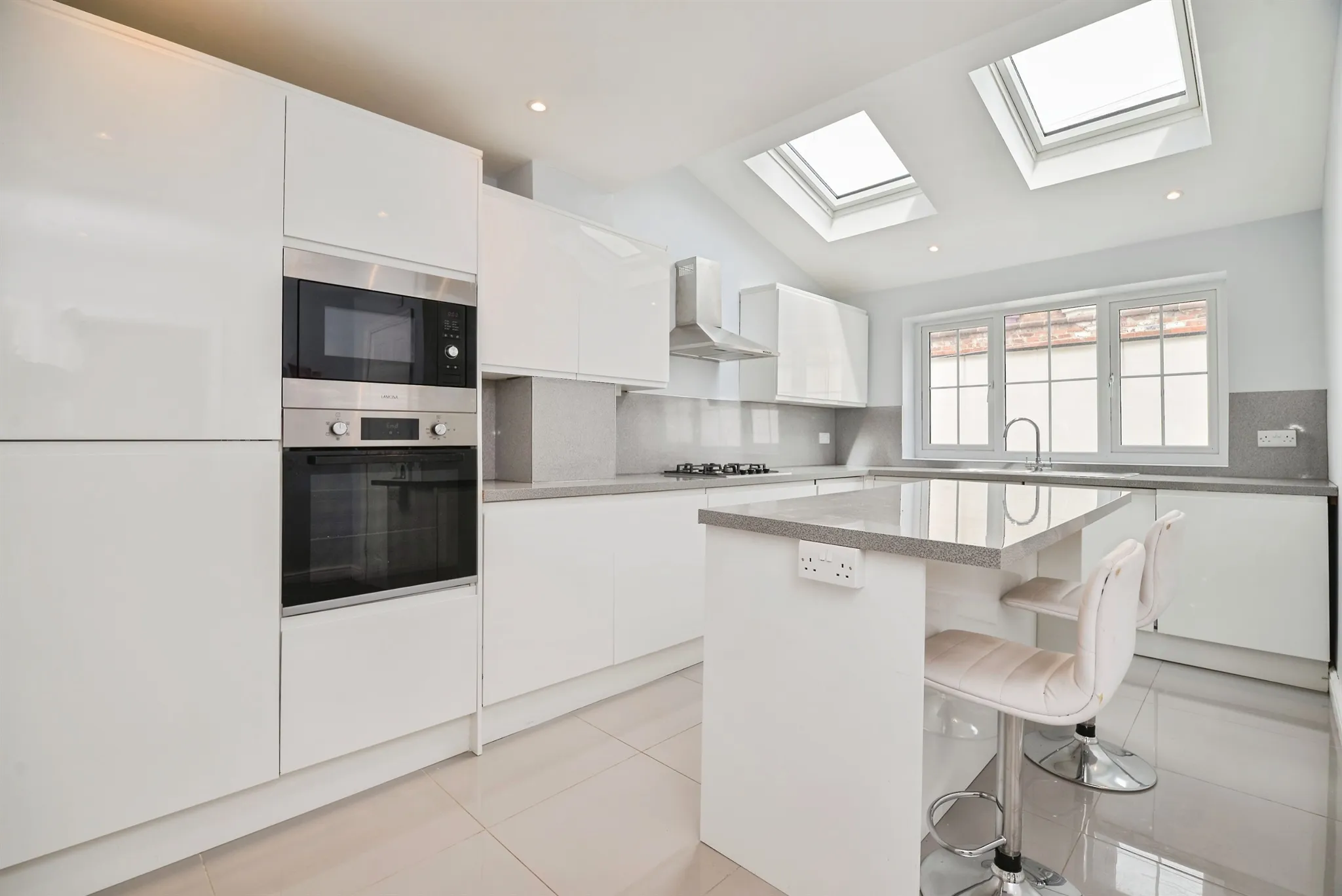 3 bed Semi-Detached