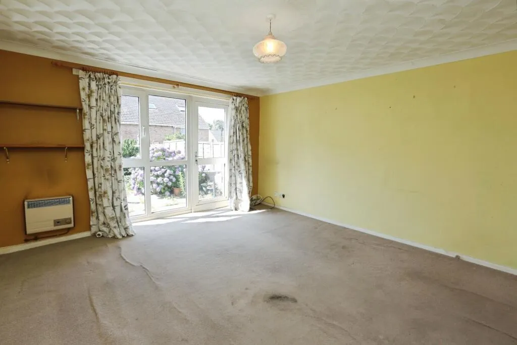 3 bed Semi-Detached