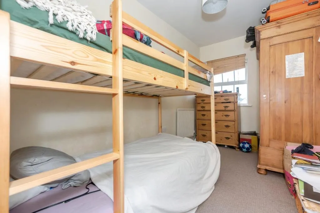 2 bed Apartment