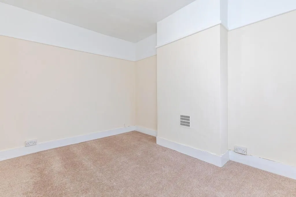 3 bed Terraced