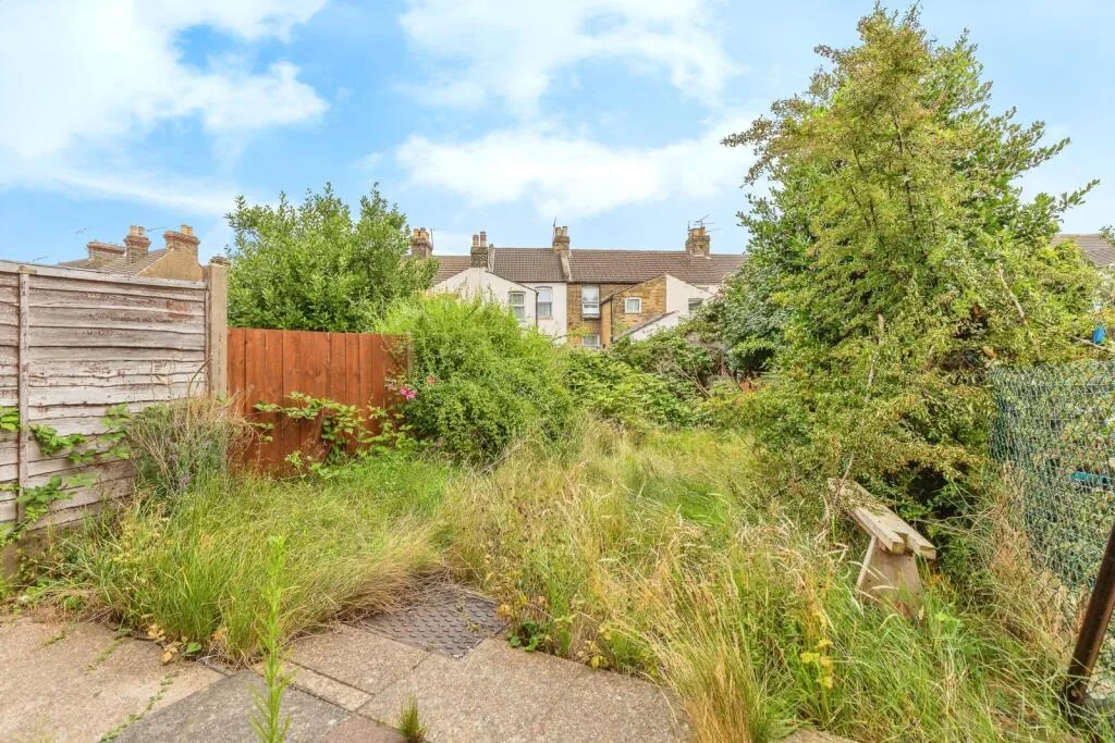 3 bed Terraced