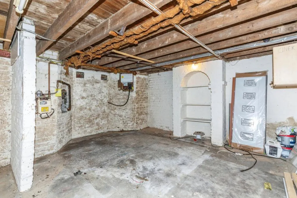 3 bed Terraced