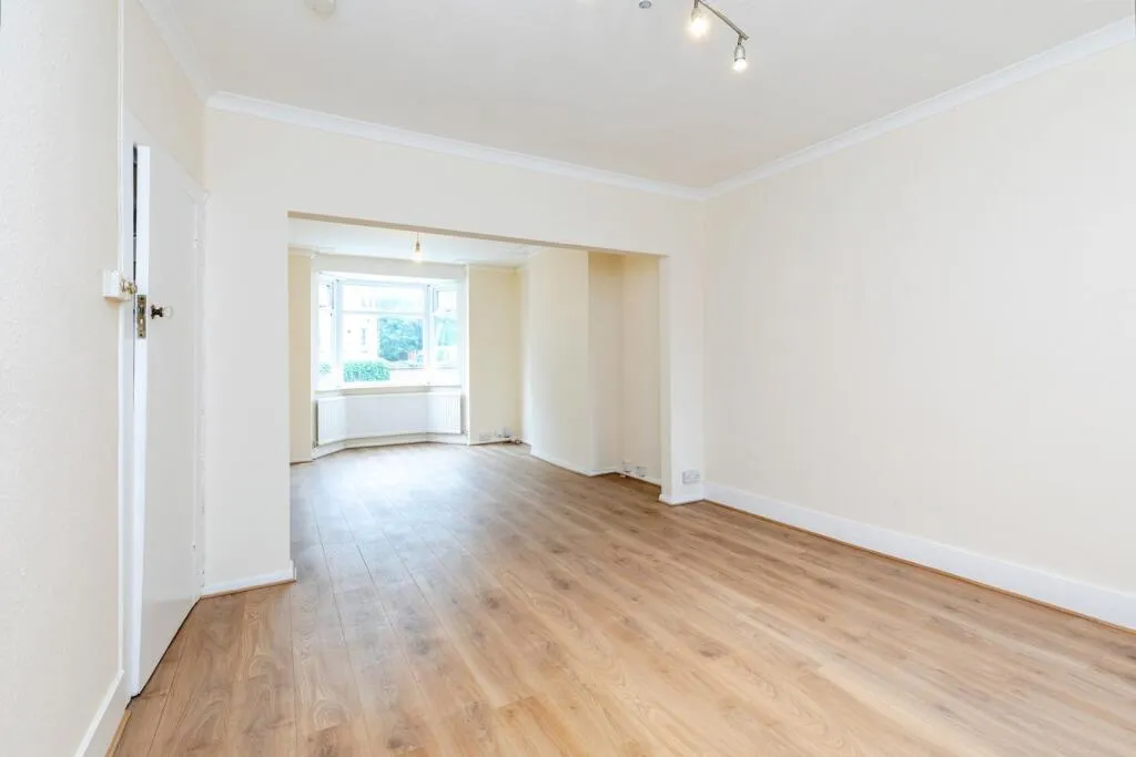 3 bed Terraced