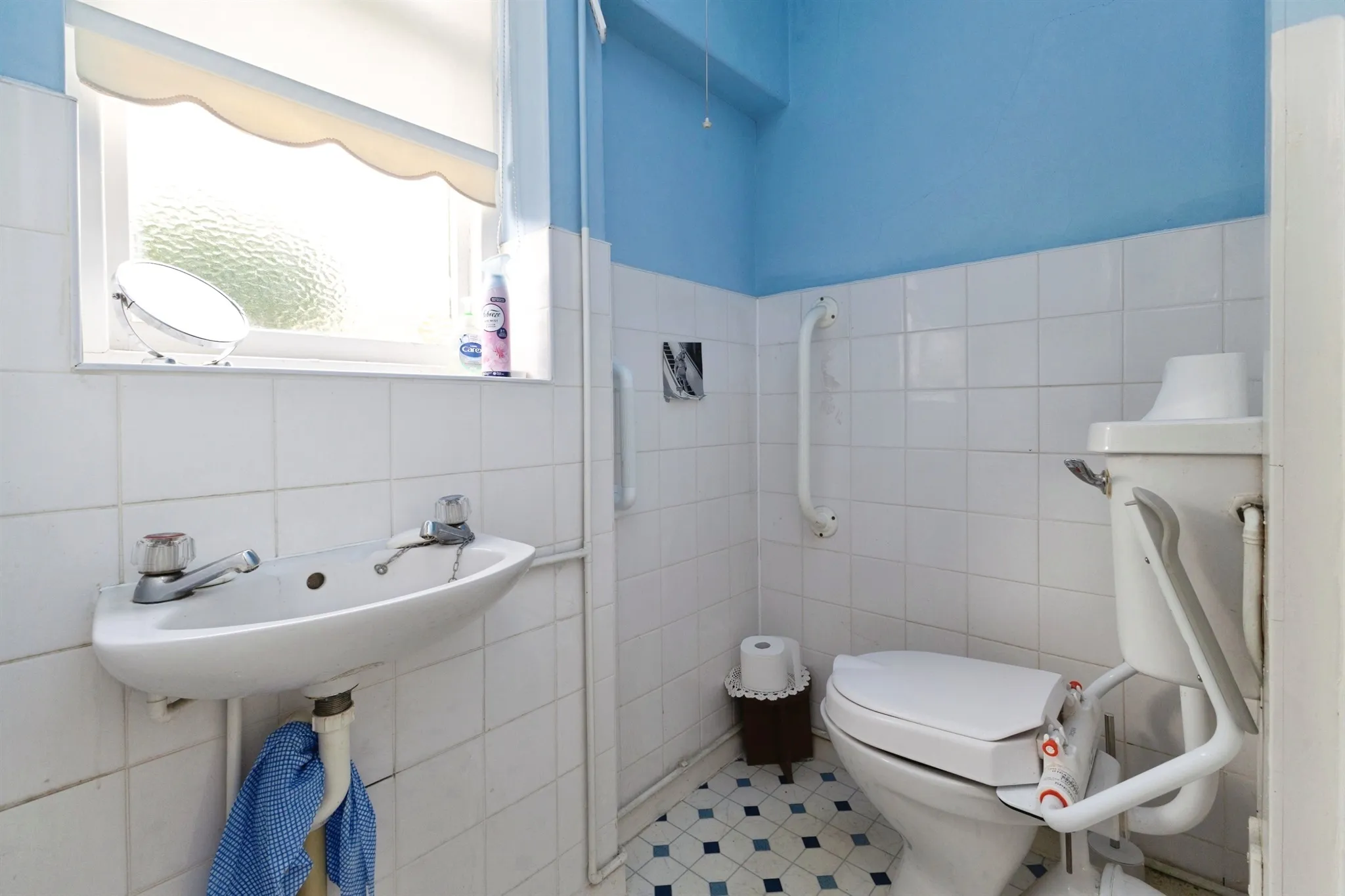 2 bed Semi-Detached