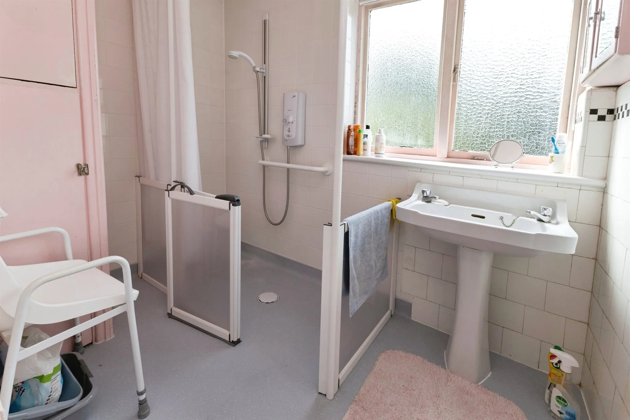 2 bed Semi-Detached