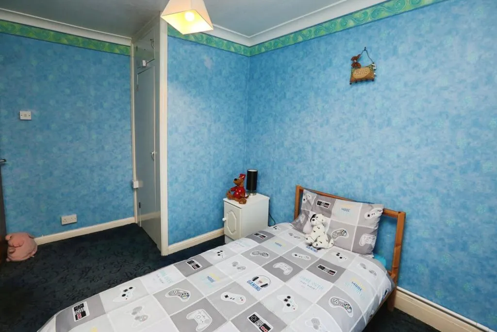 3 bed Semi-Detached