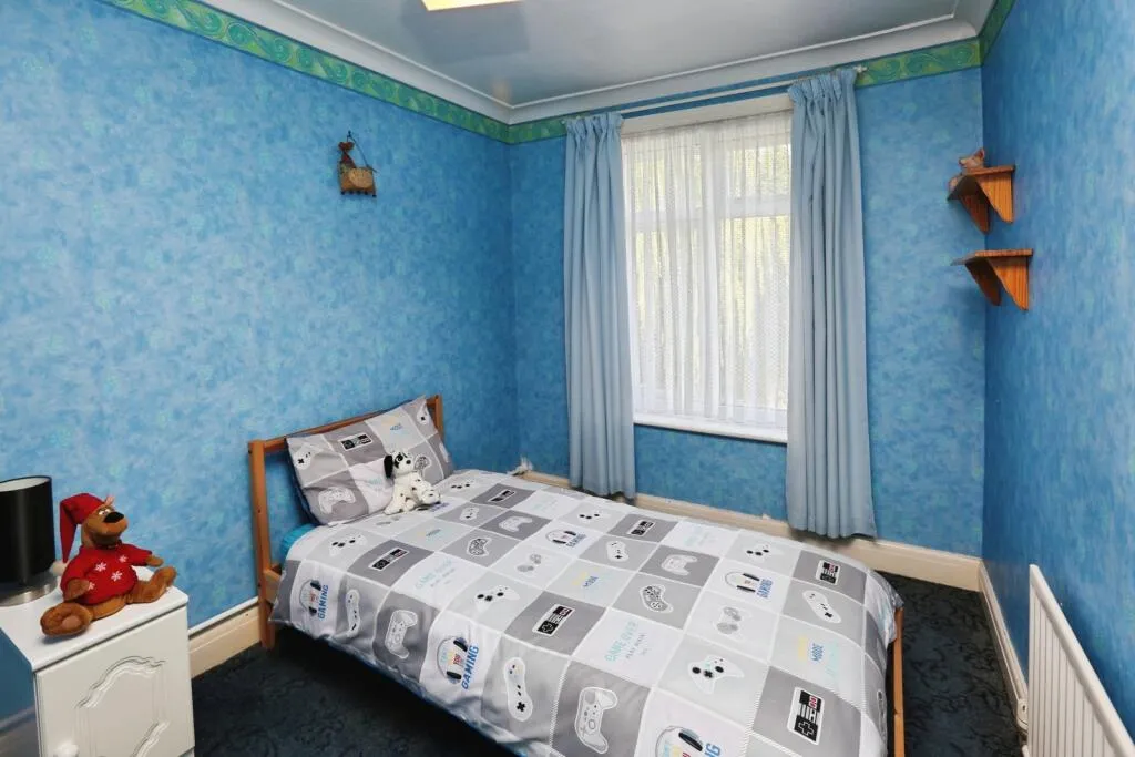 3 bed Semi-Detached