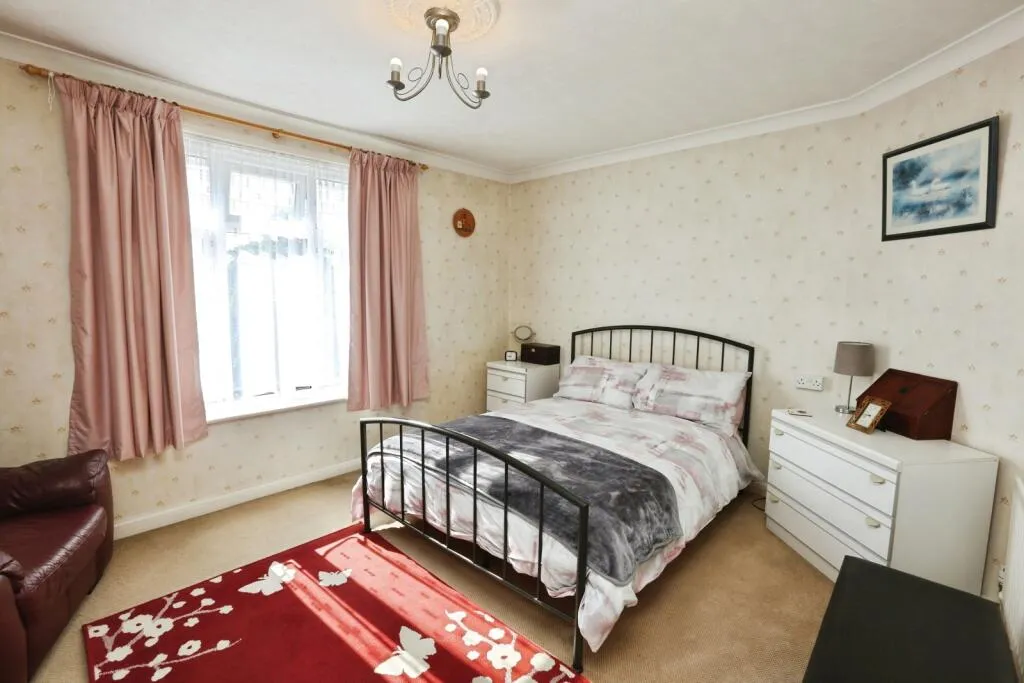 3 bed Semi-Detached