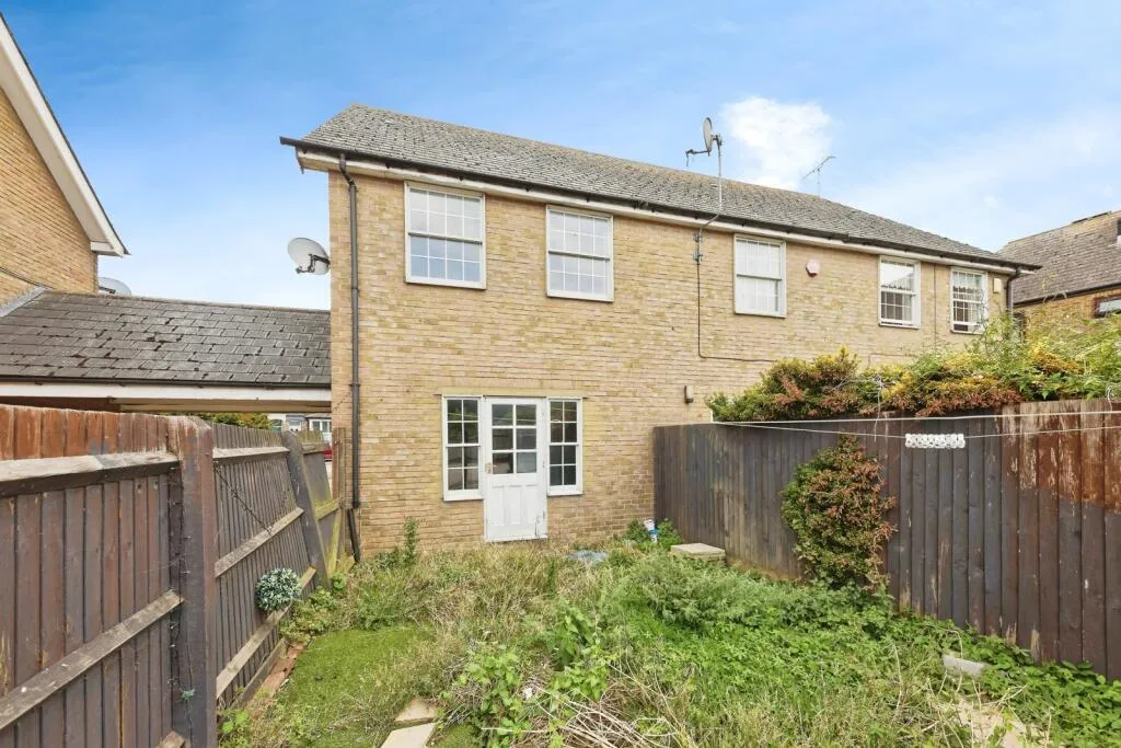 3 bed Semi-Detached