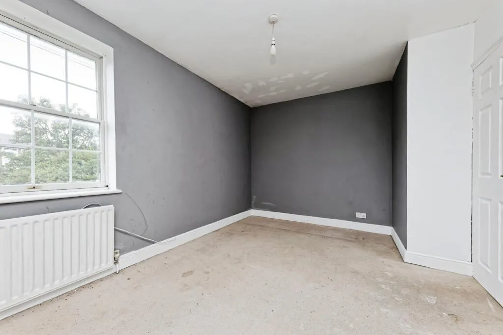 3 bed Semi-Detached