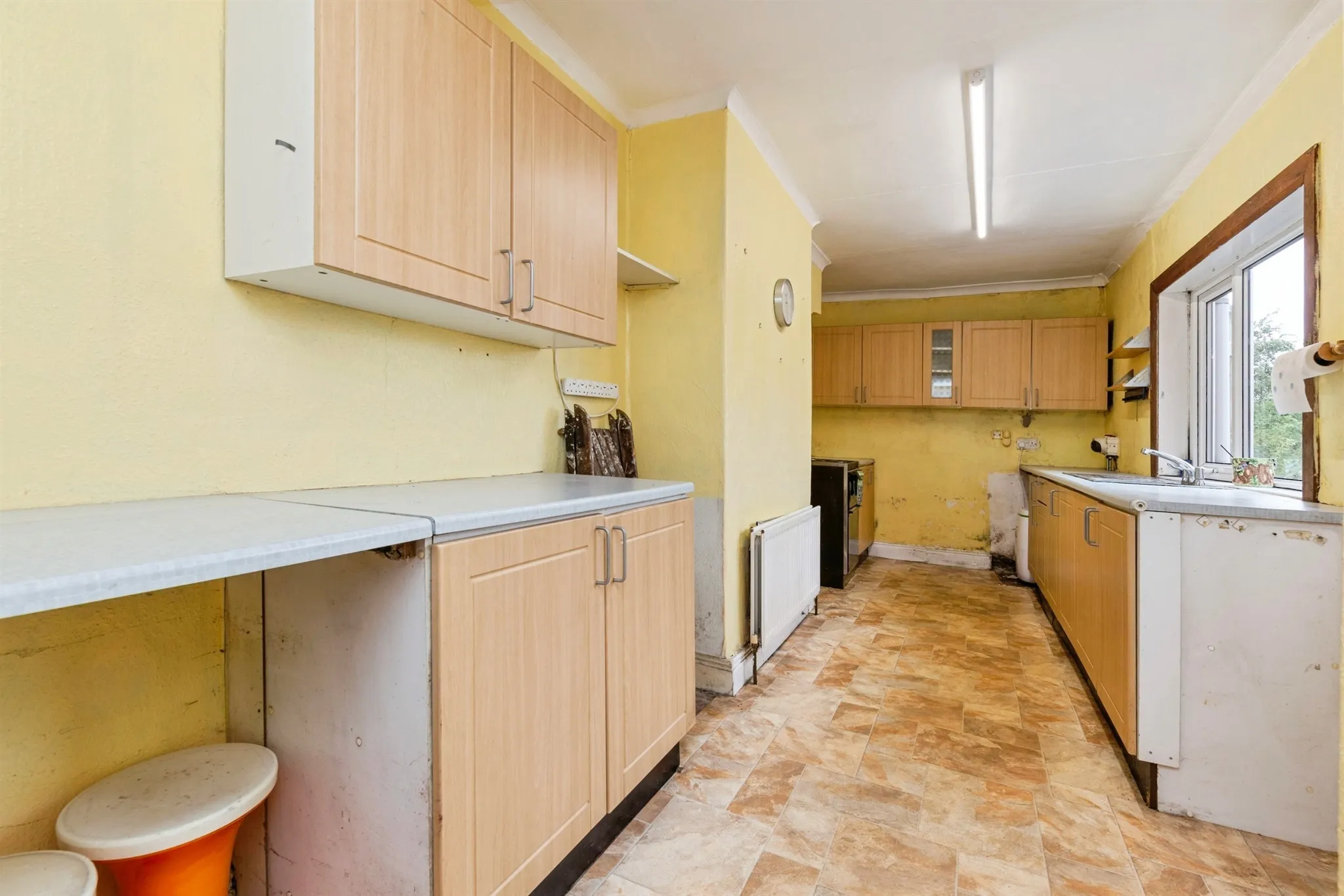 3 bed End of Terrace
