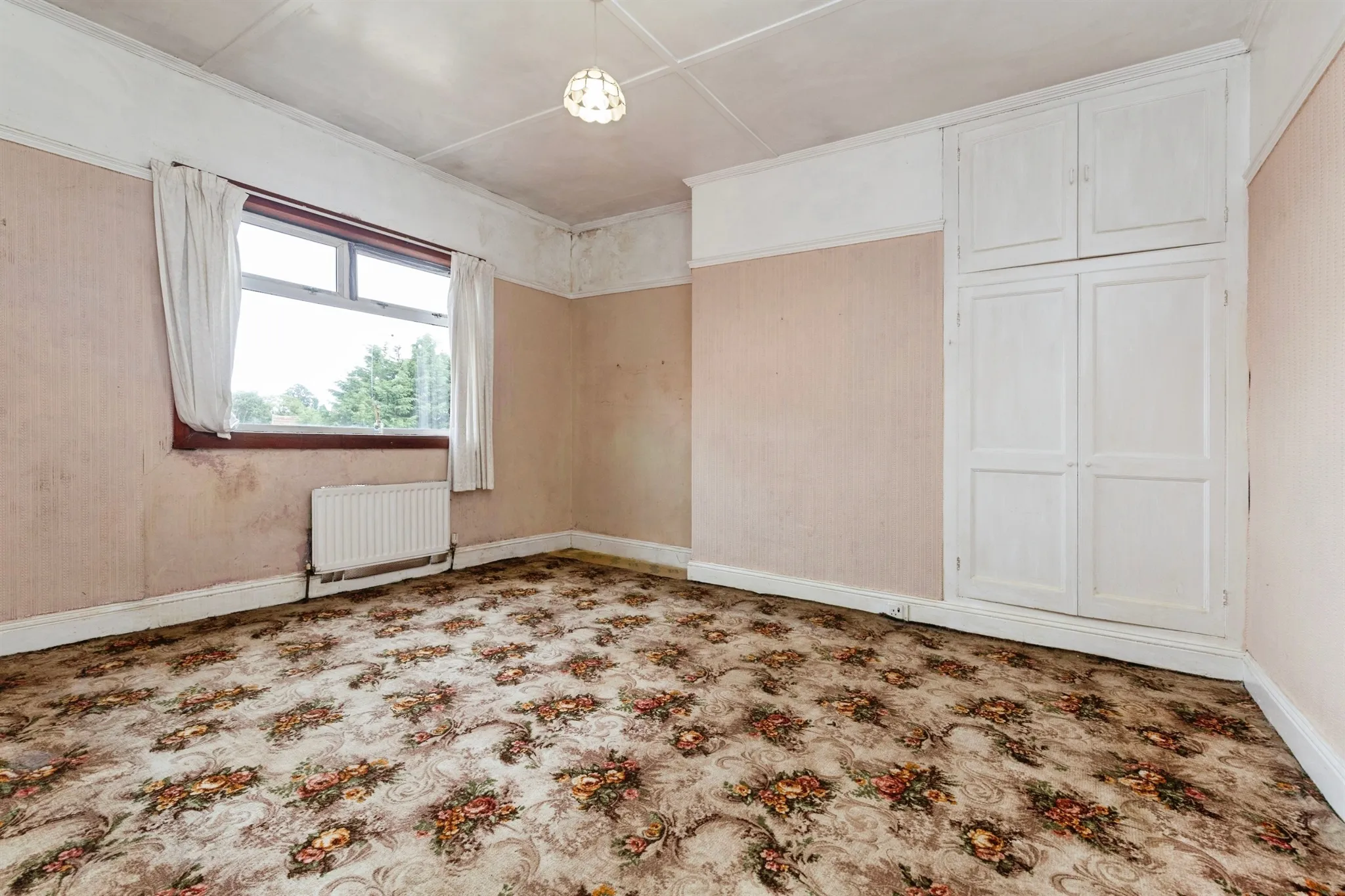 3 bed End of Terrace